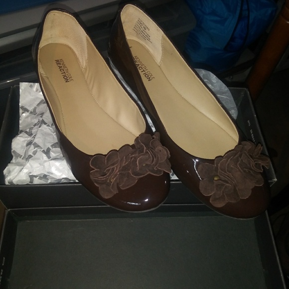 Flats - Picture 2 of 5